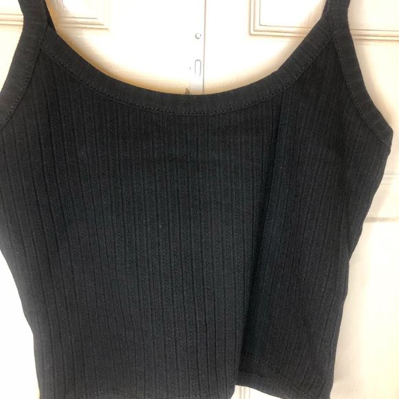 Summer Ribbed Black Cami semi Crop top tank - Picture 5 of 6